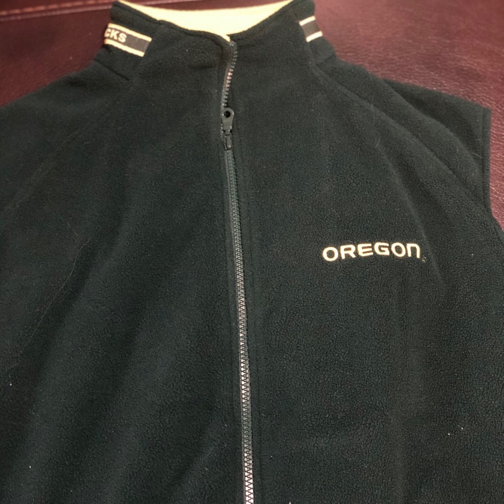 Oregon ducks vest